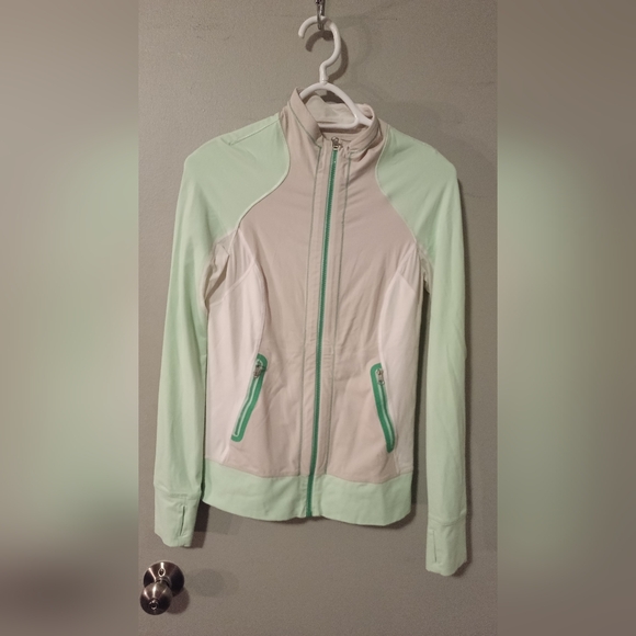 Lululemon sweaters women's size 6 - Picture 2 of 9